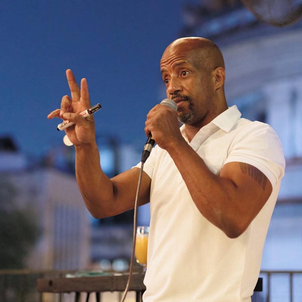JK Hobson hosting a music quiz night at Saigon Rogue, January 2022